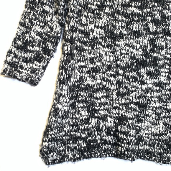 Ann Taylor Black White Knit Wool Sweater Size Medium - Picture 13 of 16